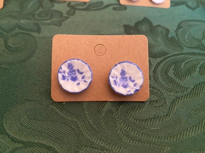 Fancy Dish Stud Earrings