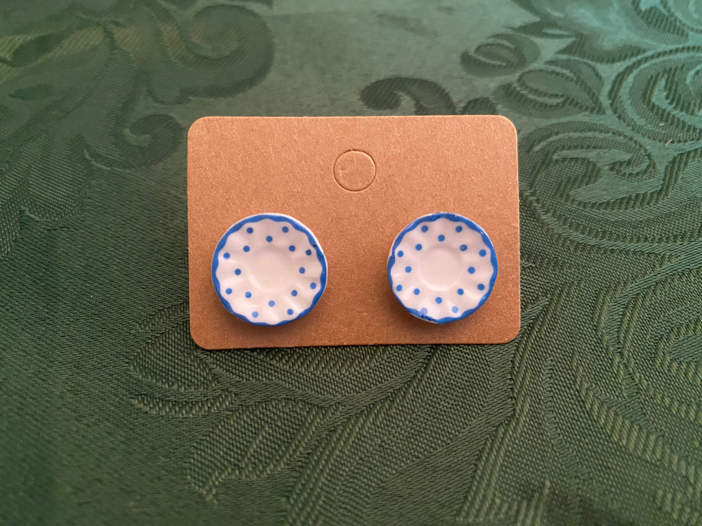 Fancy Dish Stud Earrings