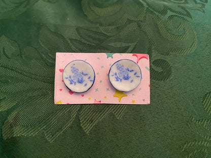 Fancy Dish Stud Earrings